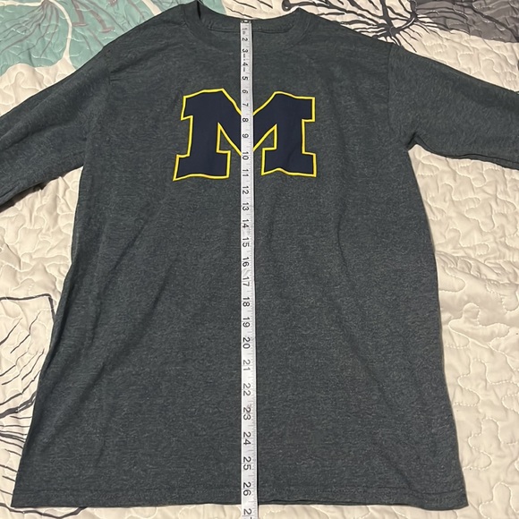 • Michigan Long Sleeve Shirt University of Michigan Go Blue - Picture 8 of 9